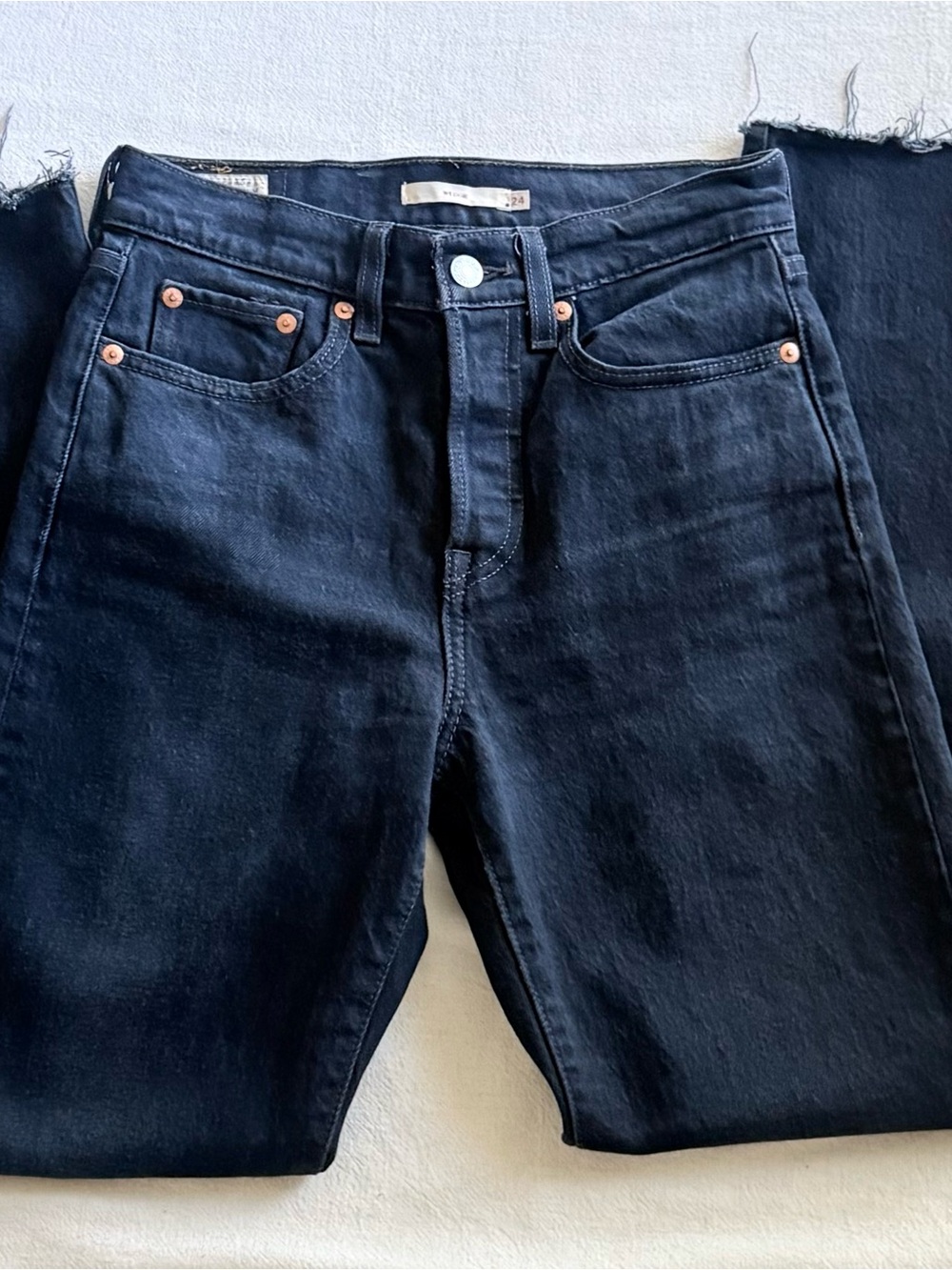 Levi’s Wedgie Fit Straight Ankle Jeans Raw Hem Washed Black
